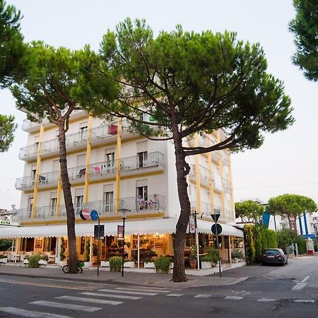 Hotel Roma Lido di Jesolo Dış mekan fotoğraf