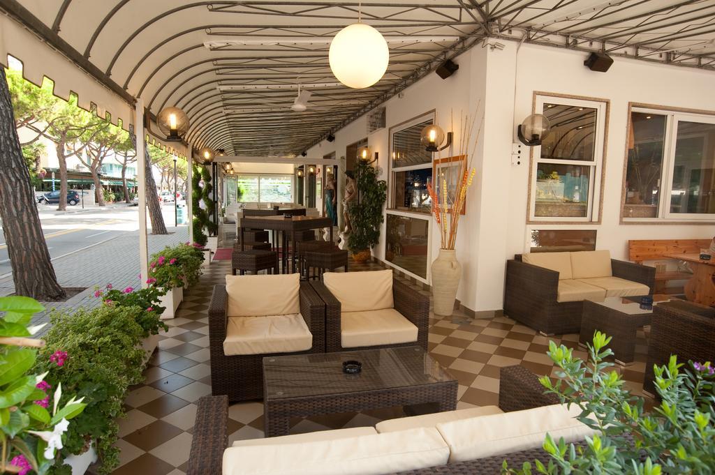 Hotel Roma Lido di Jesolo Dış mekan fotoğraf